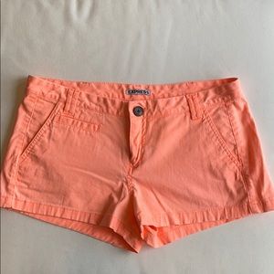 Express shorts neon orange